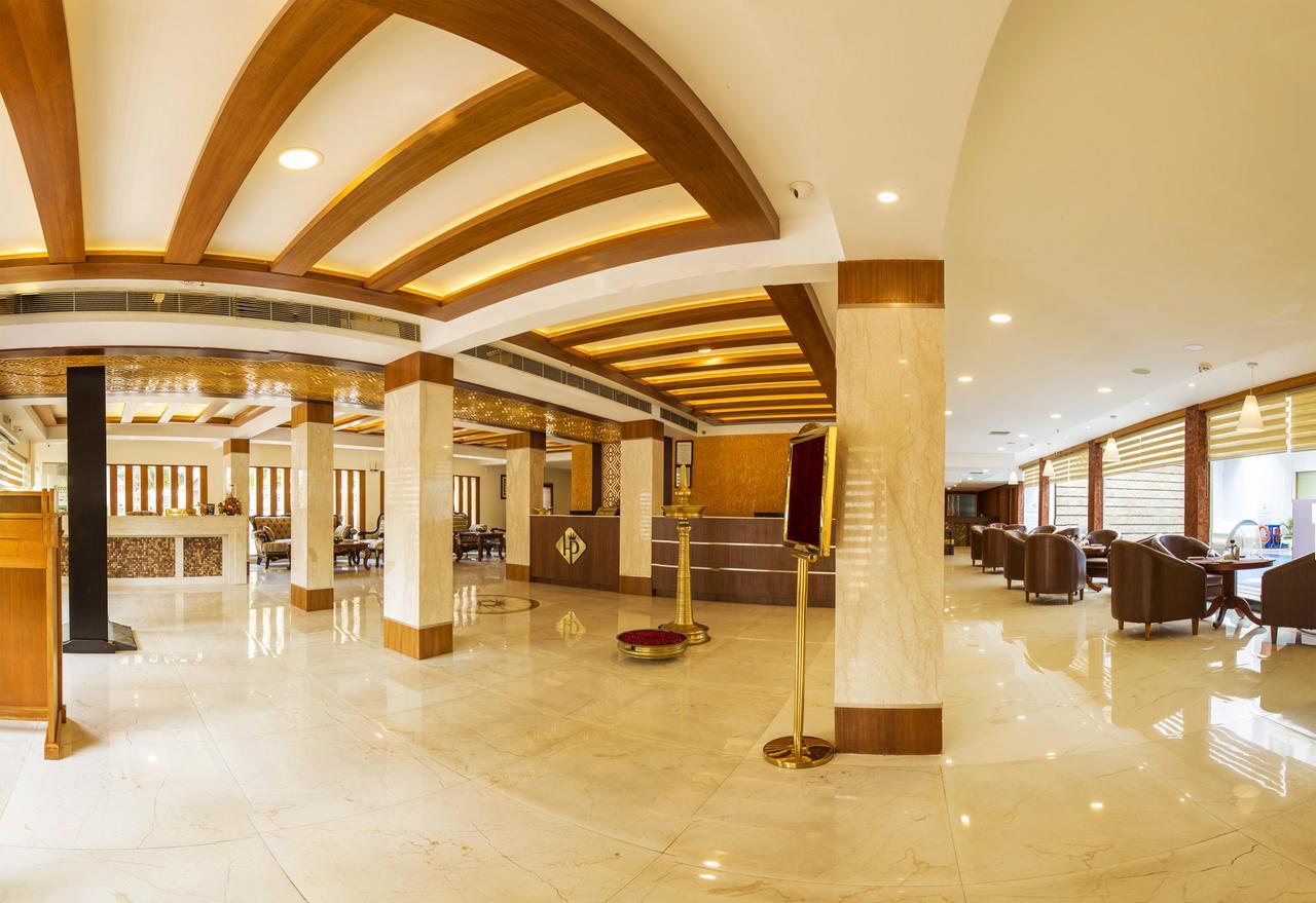 Hill Palace Hotel & Spa Kochi Bagian luar foto