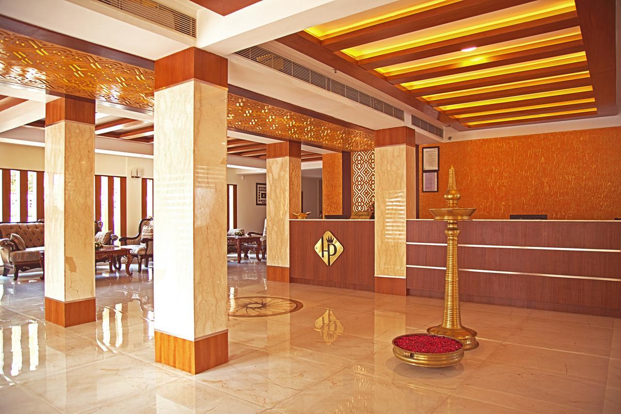 Hill Palace Hotel & Spa Kochi Bagian luar foto