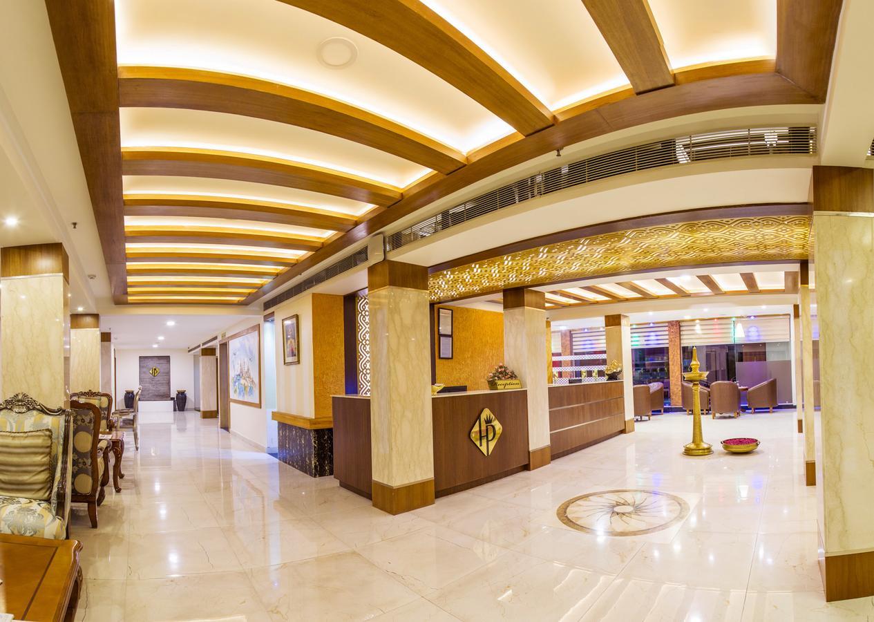 Hill Palace Hotel & Spa Kochi Bagian luar foto